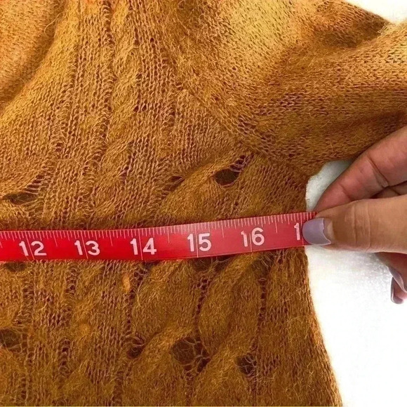 Free People Waterfall Boho Sweater Honey Alpaca Blend V-Neck Sweater Size S - Picture 9 of 16